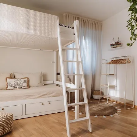 Tra I Tetti Di Campetto, Attico Con Terrazzo E Ascensore Apartamento Génova