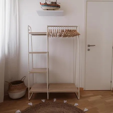 Tra I Tetti Di Campetto, Attico Con Terrazzo E Ascensore E Parcheggio Gratuito Genova