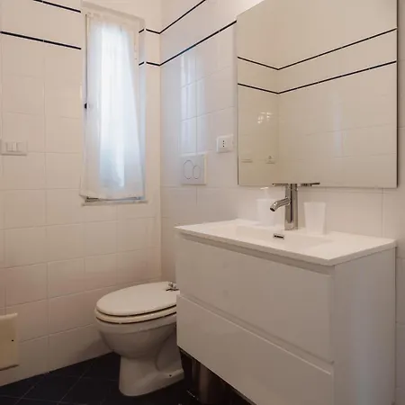 Tra I Tetti Di Campetto, Attico Con Terrazzo E Ascensore E Parcheggio Gratuito Apartment *
