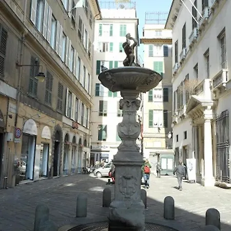 Tra I Tetti Di Campetto, Attico Con Terrazzo E Ascensore Apartament Genua