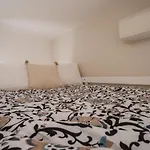 Tra I Tetti Di Campetto, Attico Con Terrazzo E Ascensore E Parcheggio Gratuito 公寓